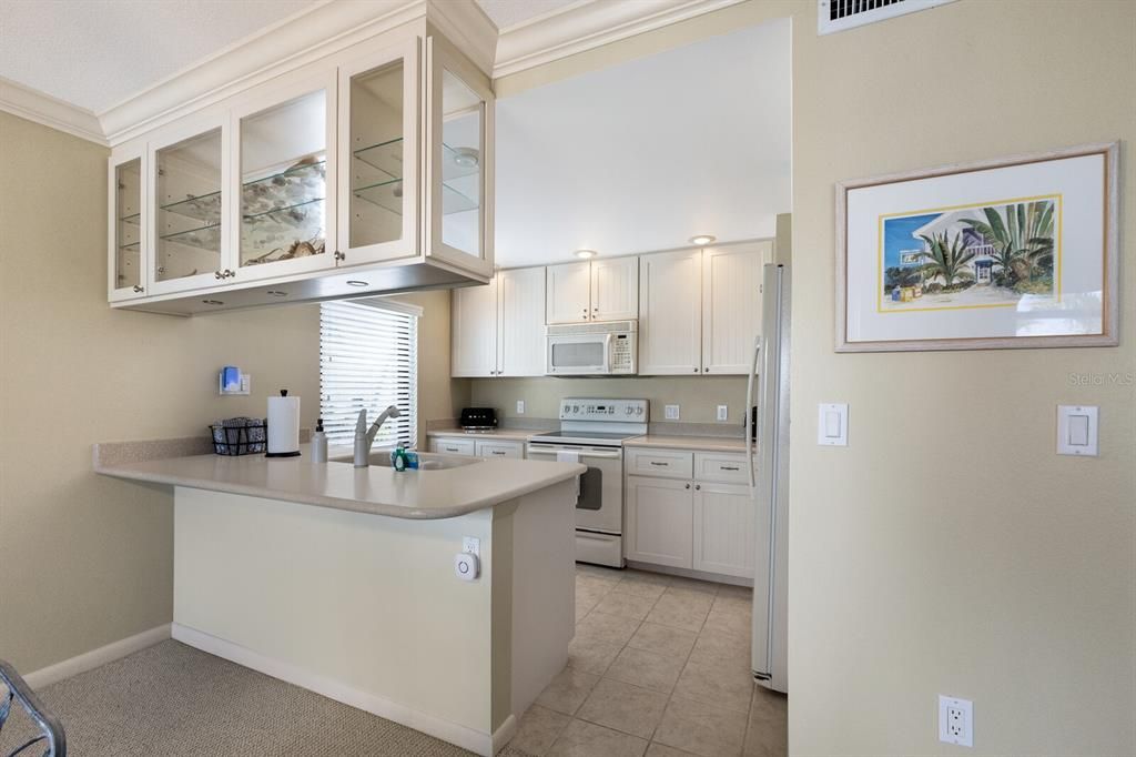 For Sale: $1,325,000 (2 beds, 2 baths, 1407 Square Feet)