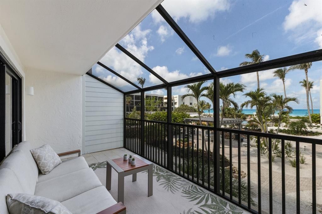 For Sale: $1,325,000 (2 beds, 2 baths, 1407 Square Feet)