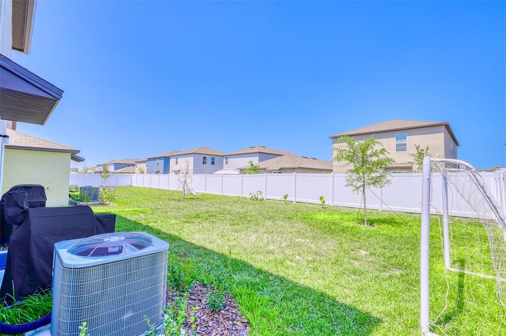 For Rent: $2,500 (5 beds, 2 baths, 2389 Square Feet)