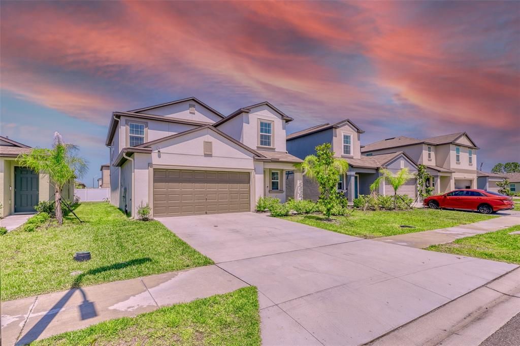 For Rent: $2,500 (5 beds, 2 baths, 2389 Square Feet)