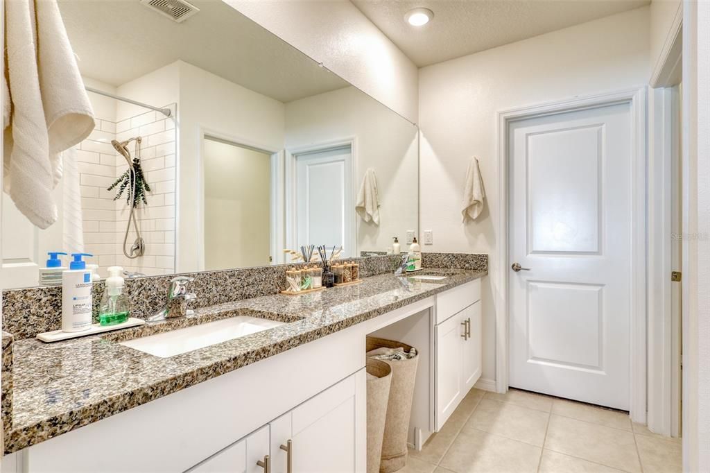 For Rent: $2,500 (5 beds, 2 baths, 2389 Square Feet)