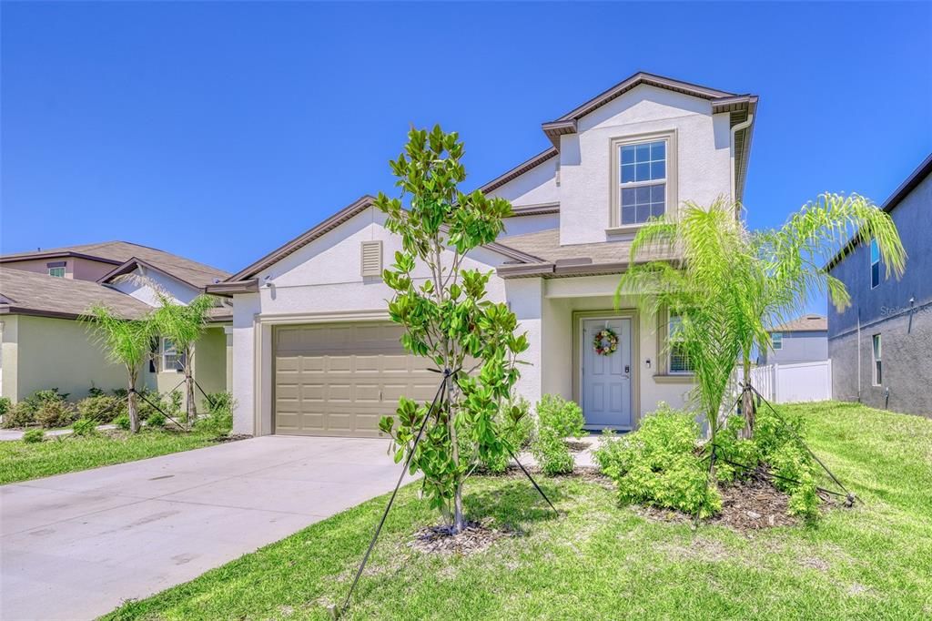 For Rent: $2,500 (5 beds, 2 baths, 2389 Square Feet)