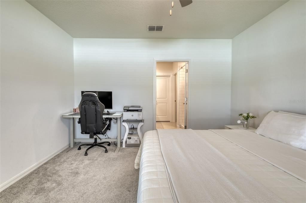 For Rent: $2,500 (5 beds, 2 baths, 2389 Square Feet)