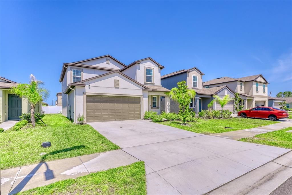 For Rent: $2,500 (5 beds, 2 baths, 2389 Square Feet)