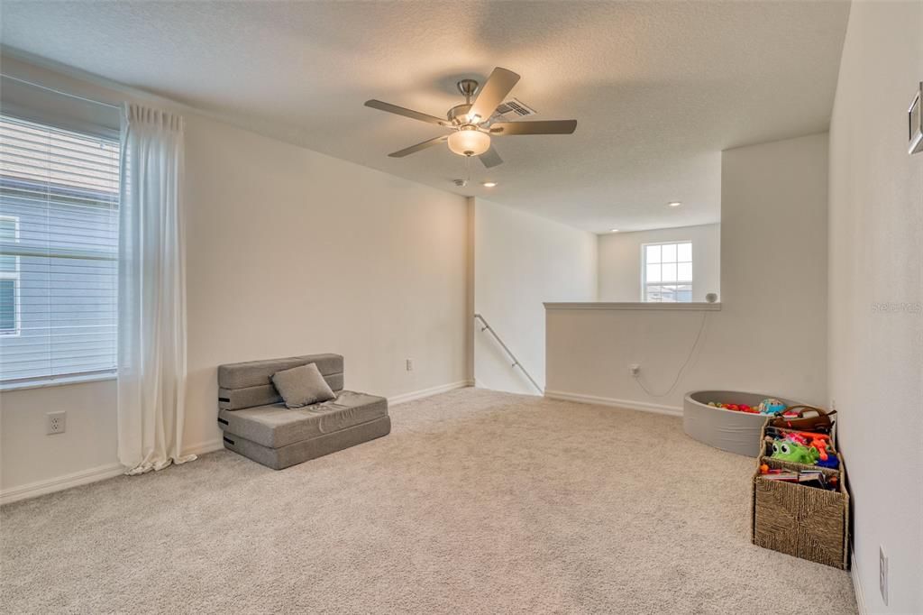 For Rent: $2,500 (5 beds, 2 baths, 2389 Square Feet)