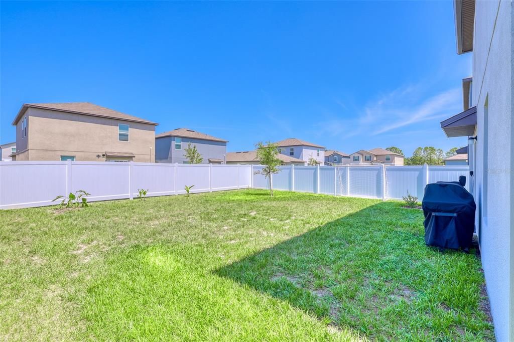 For Rent: $2,500 (5 beds, 2 baths, 2389 Square Feet)