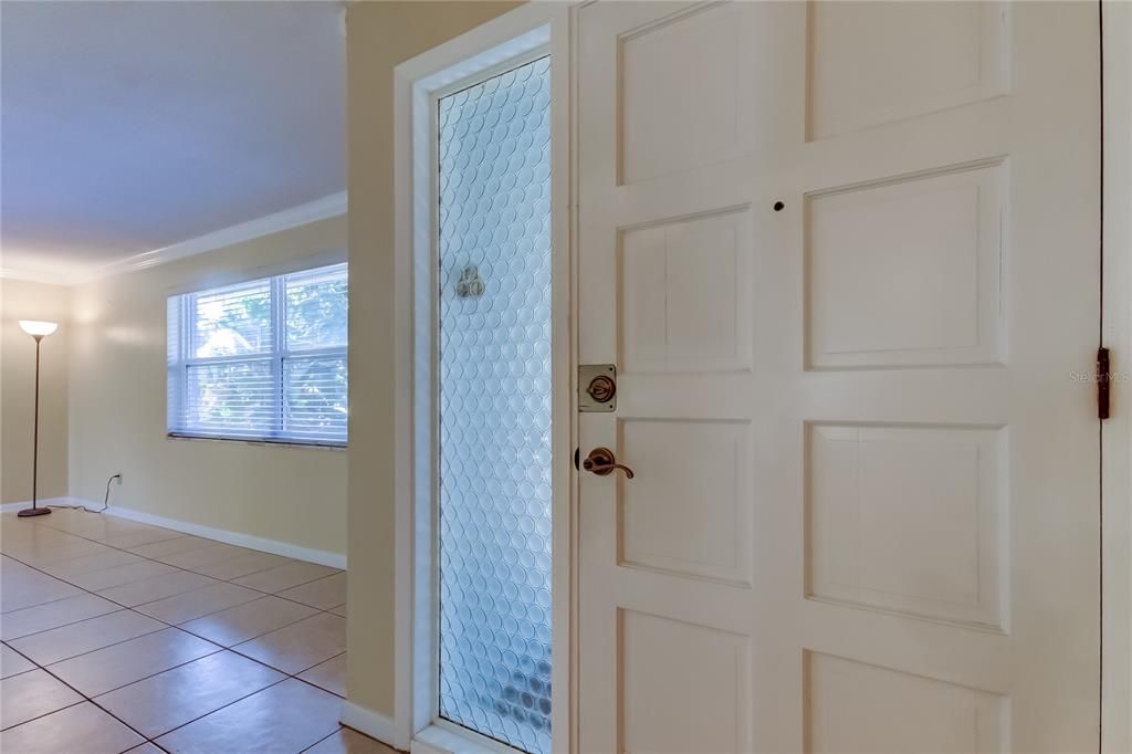 На продажу: $400,000 (2 спален, 2 ванн, 1453 Квадратных фут)