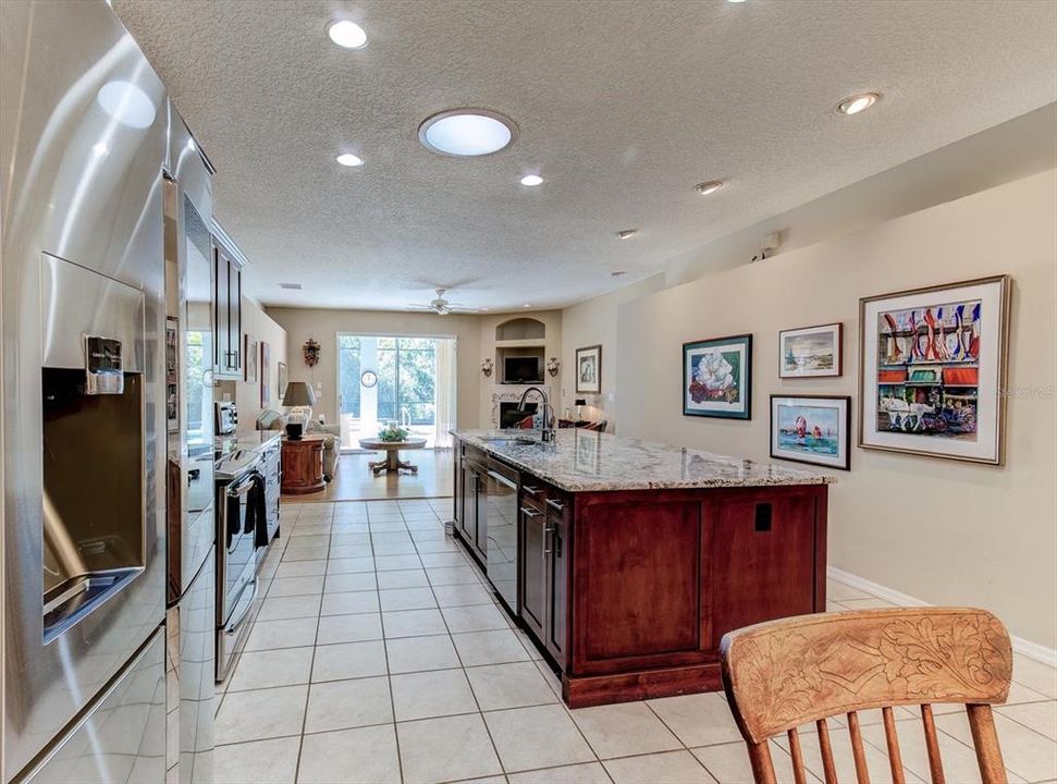 For Sale: $650,000 (4 beds, 2 baths, 2506 Square Feet)