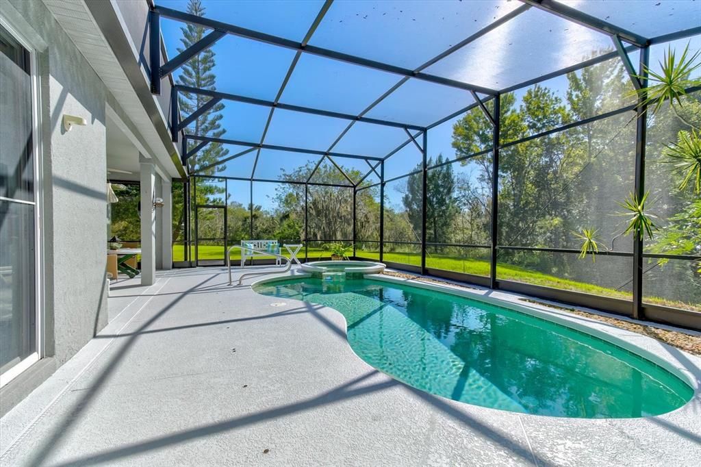 For Sale: $650,000 (4 beds, 2 baths, 2506 Square Feet)