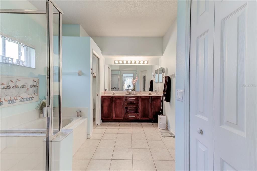 For Sale: $650,000 (4 beds, 2 baths, 2506 Square Feet)