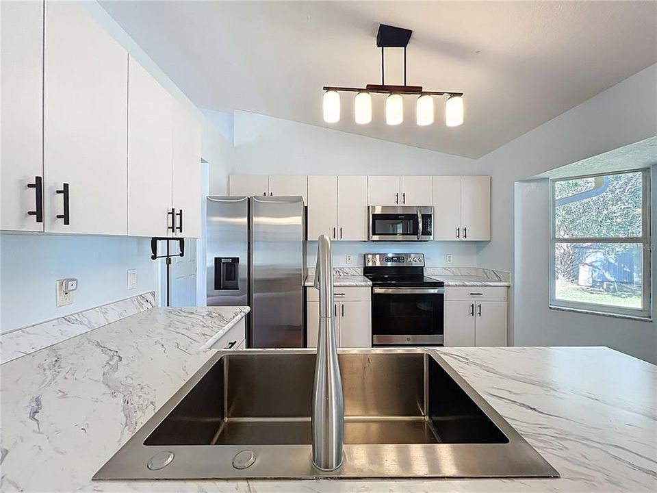 Active With Contract: $299,000 (3 beds, 2 baths, 1216 Square Feet)