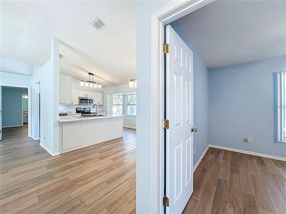 Active With Contract: $299,000 (3 beds, 2 baths, 1216 Square Feet)