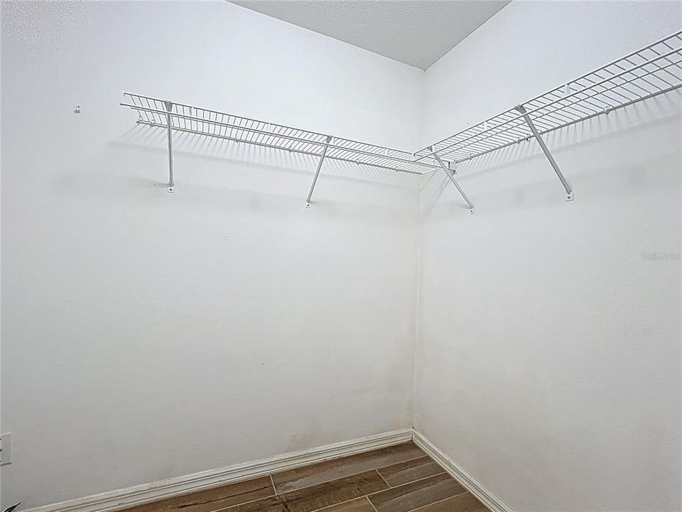 Active With Contract: $299,000 (3 beds, 2 baths, 1216 Square Feet)