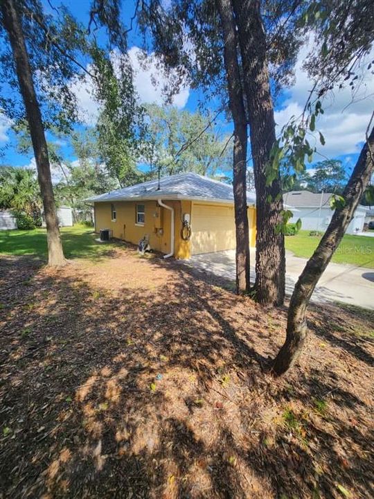 Active With Contract: $299,000 (3 beds, 2 baths, 1216 Square Feet)