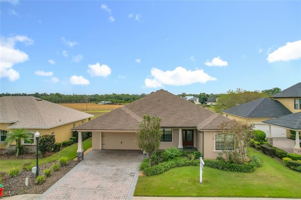 Под контрактом: $419,000 (3 спален, 2 ванн, 2297 Квадратных фут)