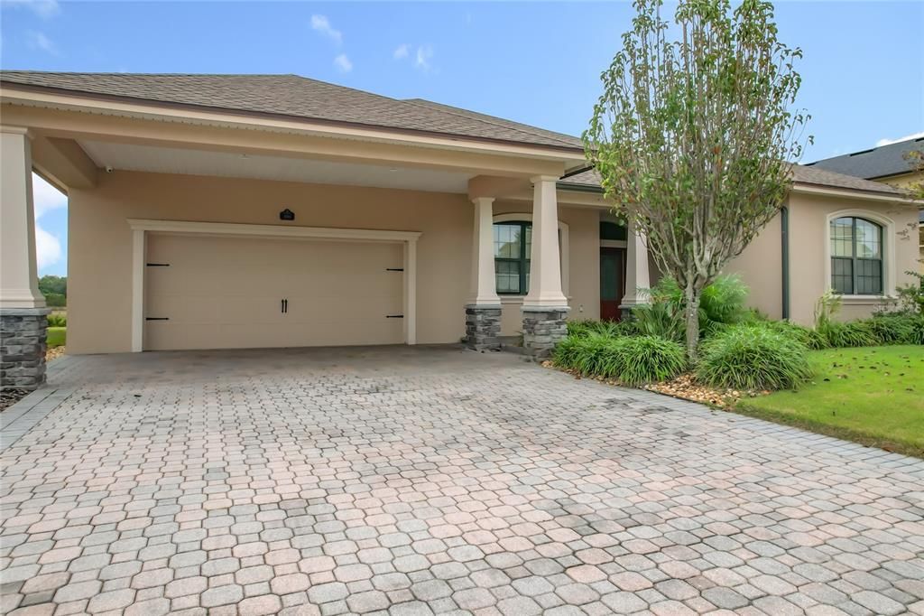 Под контрактом: $419,000 (3 спален, 2 ванн, 2297 Квадратных фут)