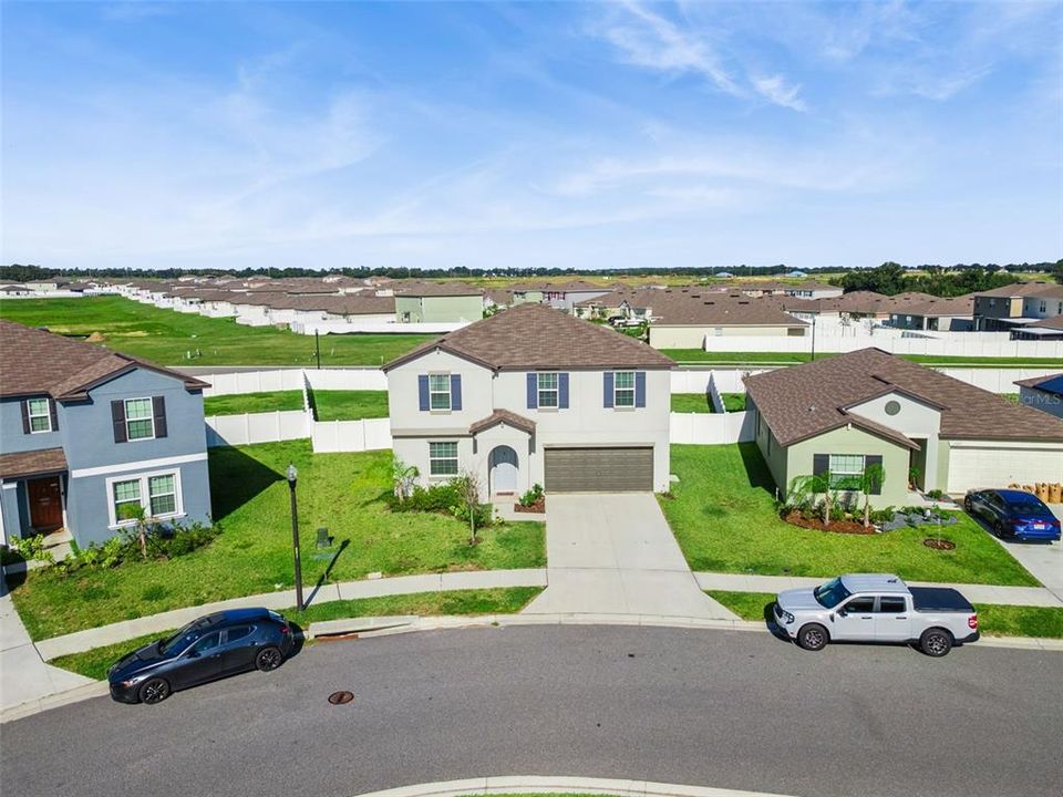 Active With Contract: $375,000 (4 beds, 2 baths, 2587 Square Feet)