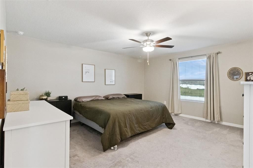 Active With Contract: $375,000 (4 beds, 2 baths, 2587 Square Feet)