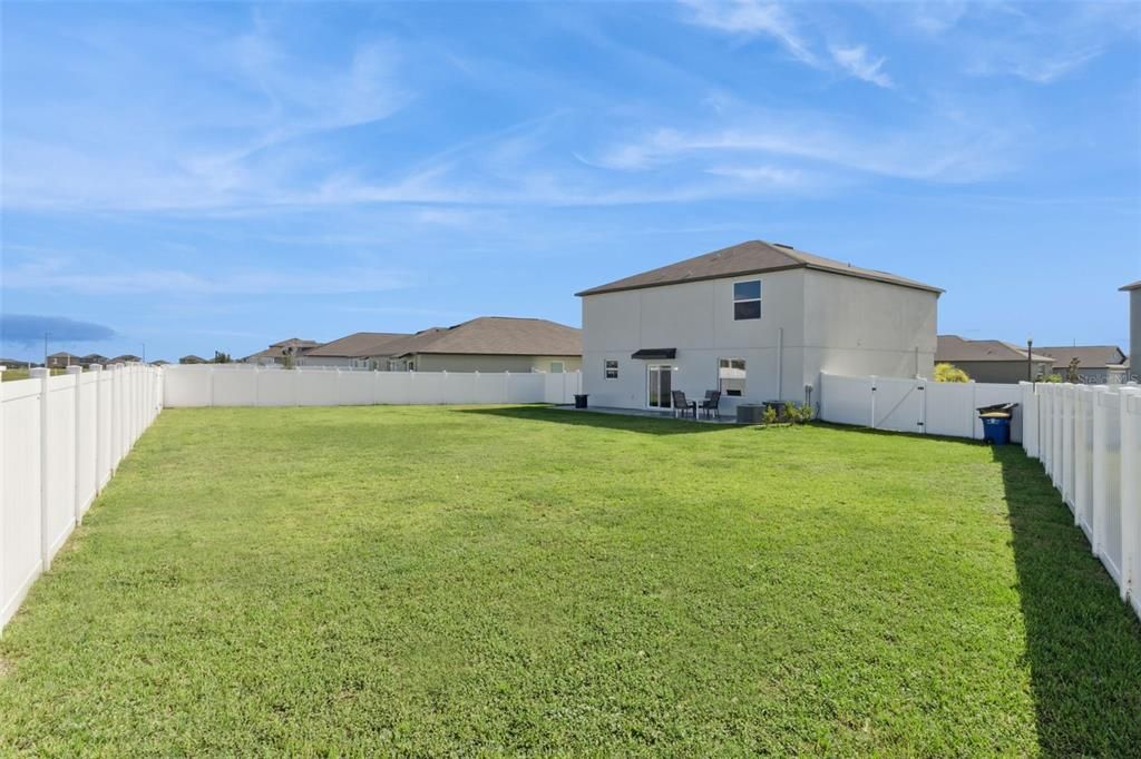 Active With Contract: $375,000 (4 beds, 2 baths, 2587 Square Feet)