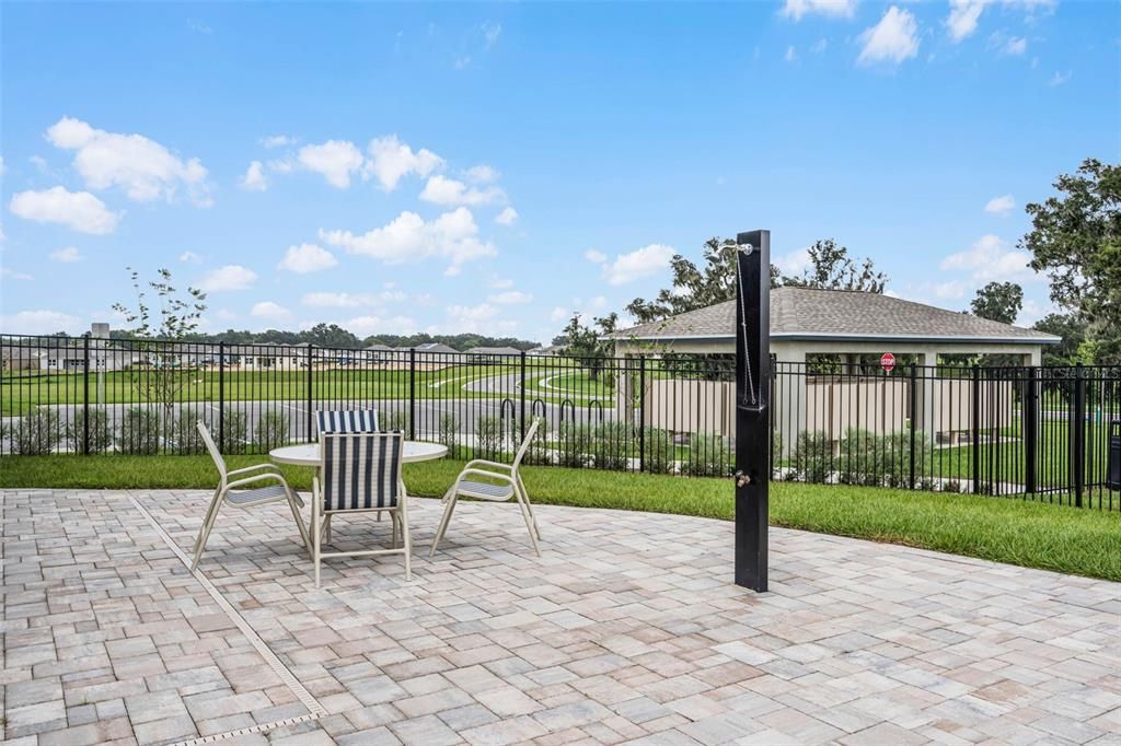 Active With Contract: $375,000 (4 beds, 2 baths, 2587 Square Feet)