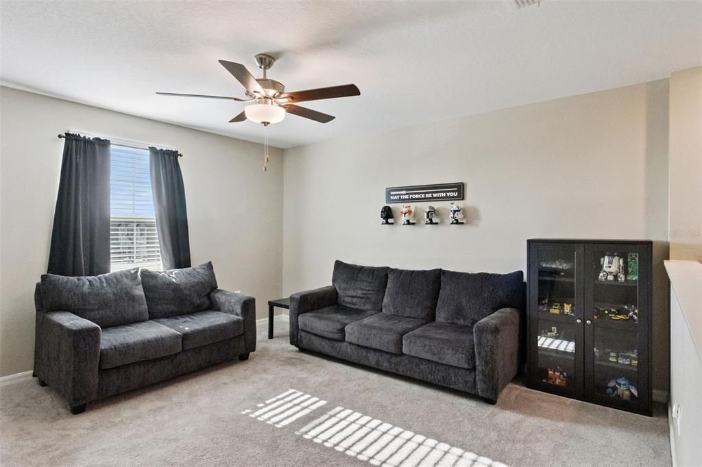 Active With Contract: $375,000 (4 beds, 2 baths, 2587 Square Feet)