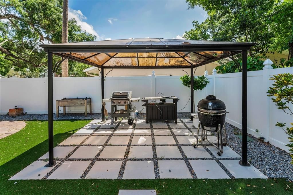 Activo con contrato: $789,000 (3 camas, 2 baños, 1787 Pies cuadrados)