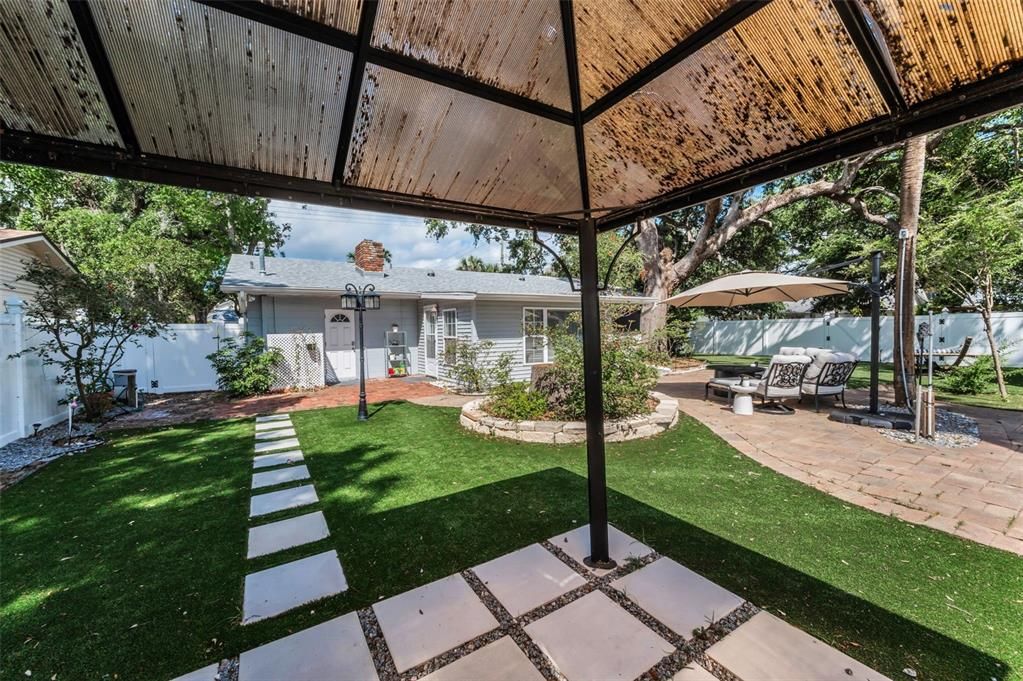 Activo con contrato: $789,000 (3 camas, 2 baños, 1787 Pies cuadrados)