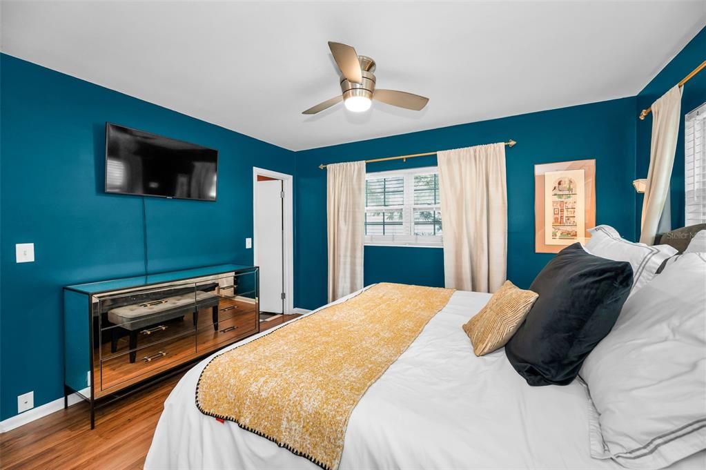 Activo con contrato: $789,000 (3 camas, 2 baños, 1787 Pies cuadrados)