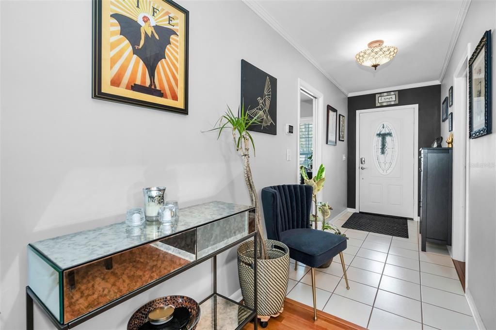 Activo con contrato: $789,000 (3 camas, 2 baños, 1787 Pies cuadrados)