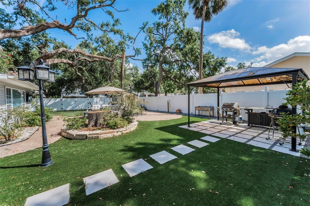 Activo con contrato: $789,000 (3 camas, 2 baños, 1787 Pies cuadrados)