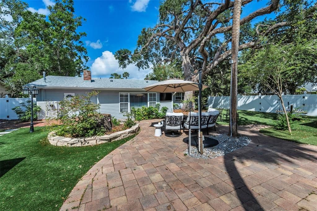 Activo con contrato: $789,000 (3 camas, 2 baños, 1787 Pies cuadrados)