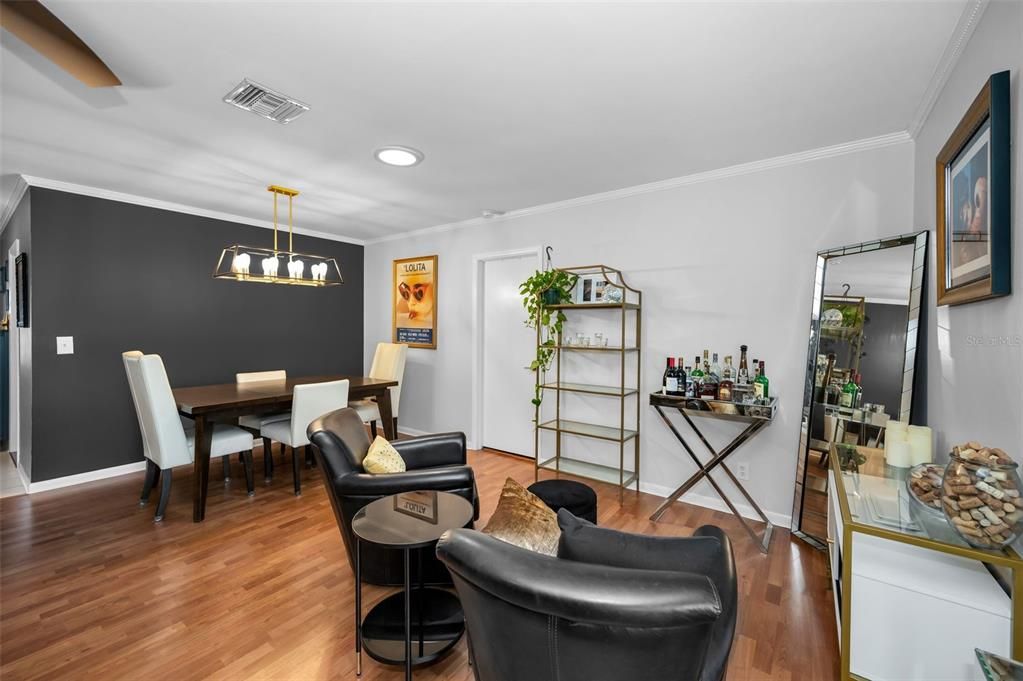 Activo con contrato: $789,000 (3 camas, 2 baños, 1787 Pies cuadrados)