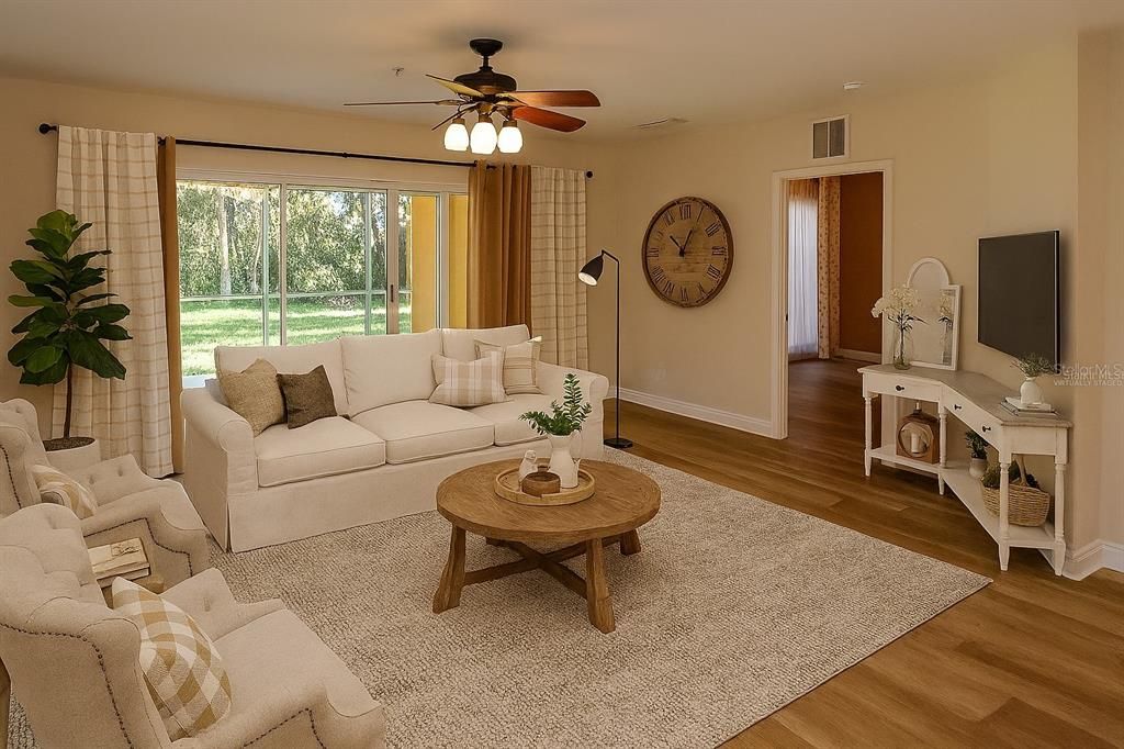 待售: $159,890 (2 贝兹, 2 浴室, 996 平方英尺)