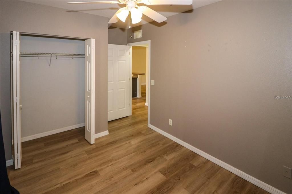 待售: $159,890 (2 贝兹, 2 浴室, 996 平方英尺)