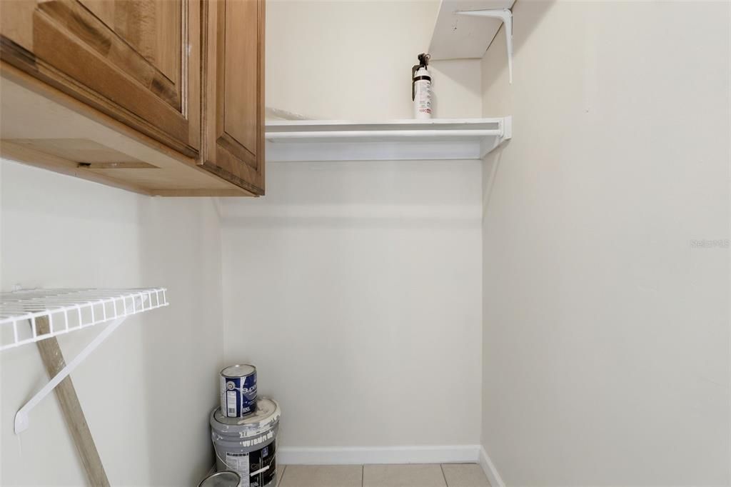 For Sale: $122,900 (1 beds, 1 baths, 633 Square Feet)