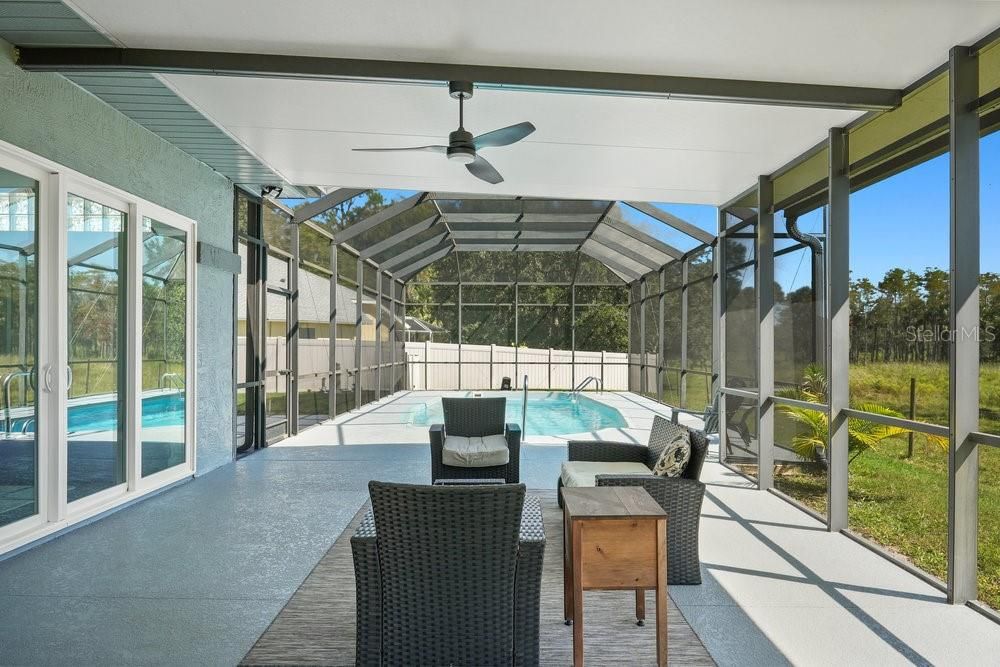 For Sale: $969,000 (5 beds, 4 baths, 3787 Square Feet)