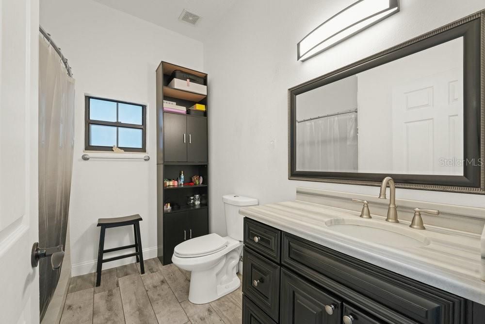 For Sale: $969,000 (5 beds, 4 baths, 3787 Square Feet)