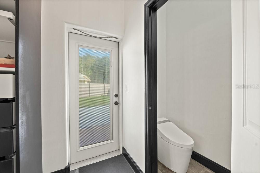 For Sale: $969,000 (5 beds, 4 baths, 3787 Square Feet)