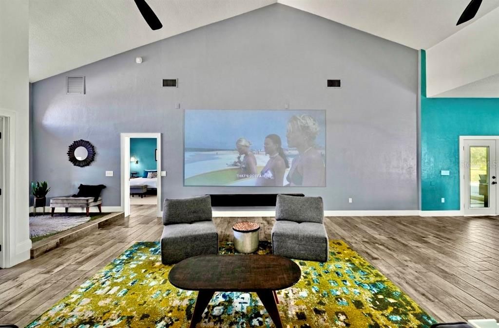 For Sale: $969,000 (5 beds, 4 baths, 3787 Square Feet)