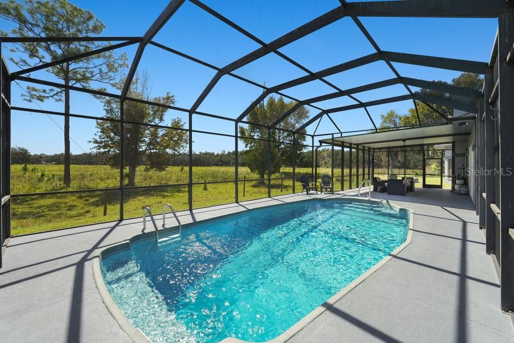 For Sale: $969,000 (5 beds, 4 baths, 3787 Square Feet)