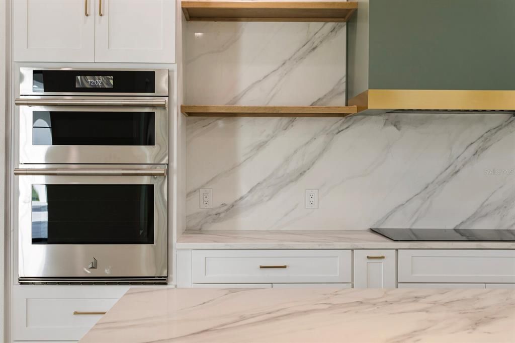 En Venta: $1,450,000 (5 camas, 4 baños, 4130 Pies cuadrados)