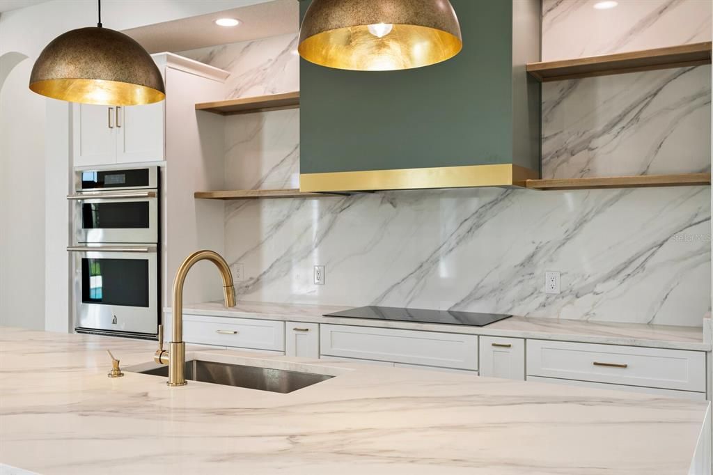 En Venta: $1,450,000 (5 camas, 4 baños, 4130 Pies cuadrados)