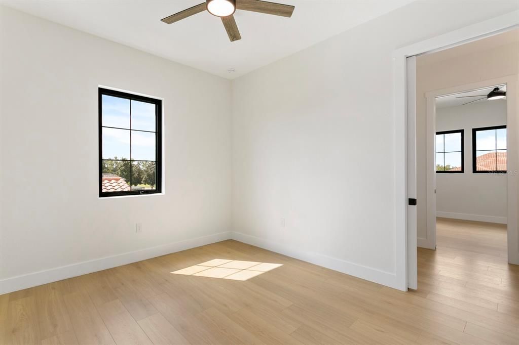 En Venta: $1,450,000 (5 camas, 4 baños, 4130 Pies cuadrados)