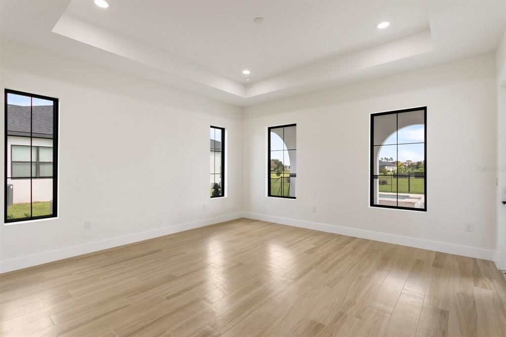 En Venta: $1,450,000 (5 camas, 4 baños, 4130 Pies cuadrados)