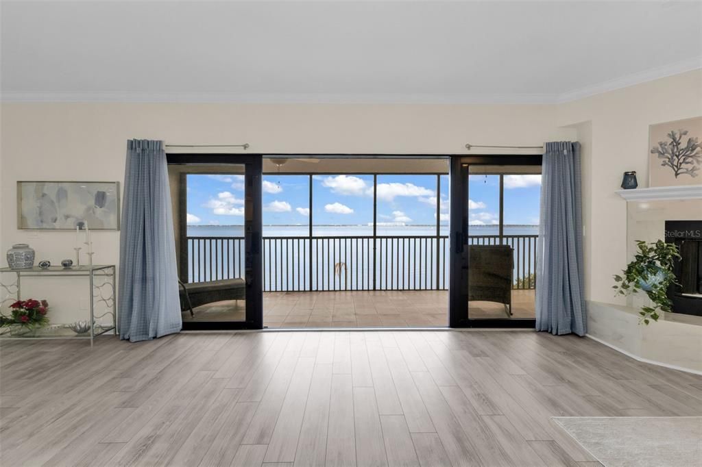 For Sale: $575,000 (3 beds, 2 baths, 2358 Square Feet)