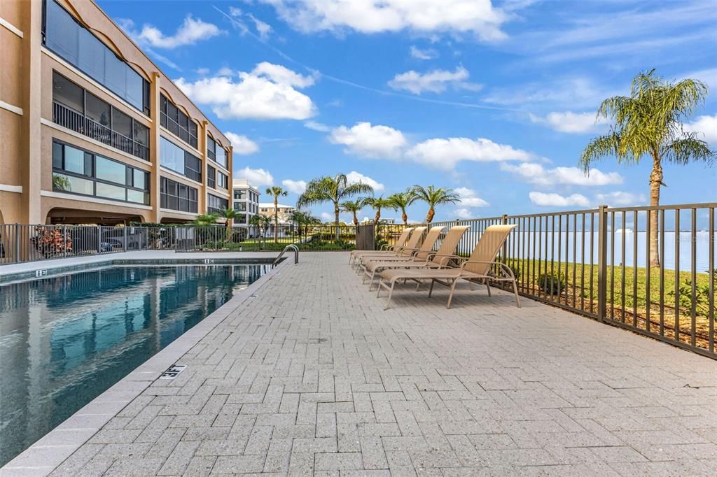 For Sale: $575,000 (3 beds, 2 baths, 2358 Square Feet)