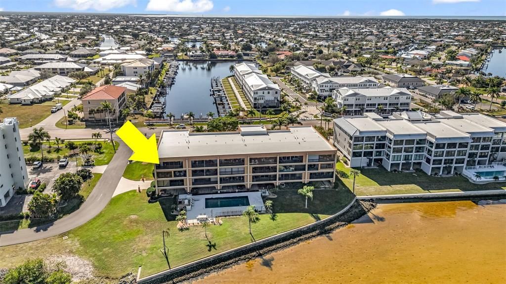 For Sale: $575,000 (3 beds, 2 baths, 2358 Square Feet)