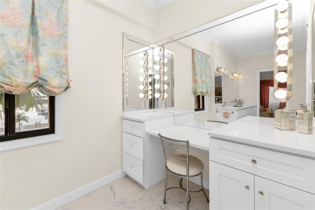 For Sale: $575,000 (3 beds, 2 baths, 2358 Square Feet)