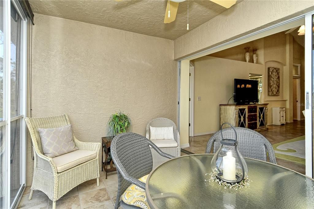 For Sale: $287,000 (2 beds, 2 baths, 1433 Square Feet)