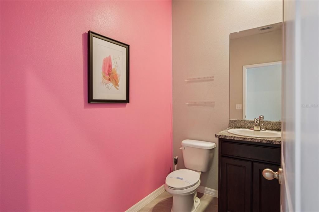 For Sale: $475,000 (4 beds, 3 baths, 2820 Square Feet)